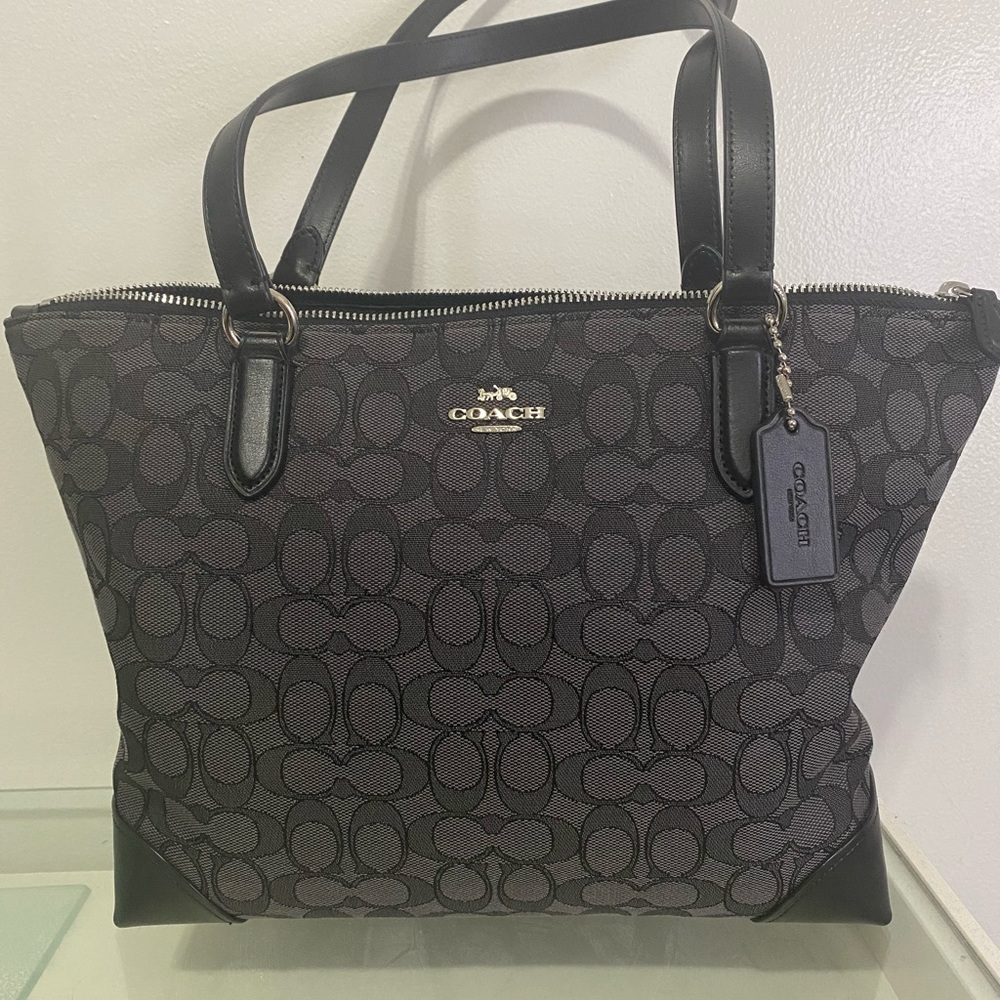 Coach handbag